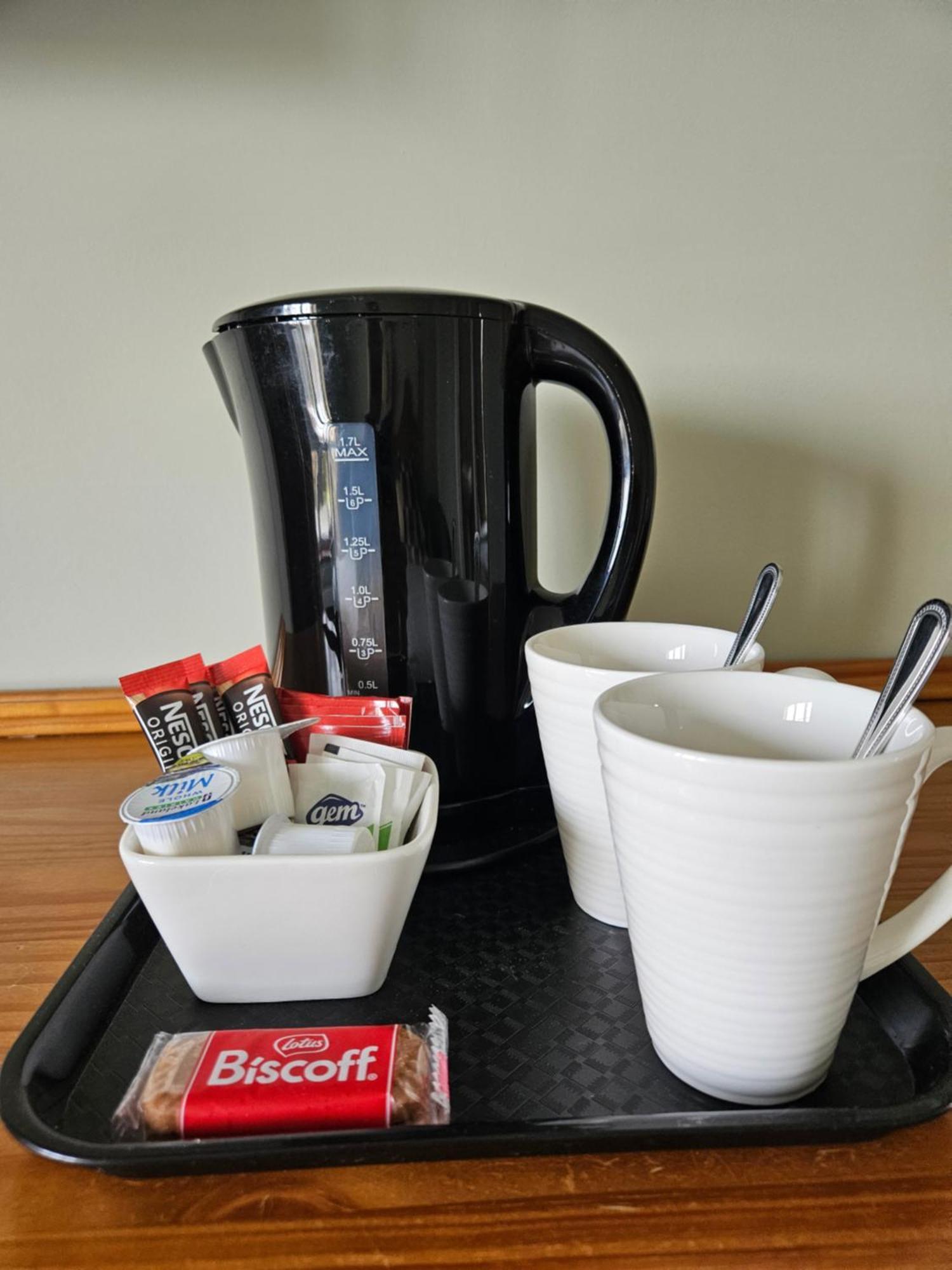 Dergfield House Bed & Breakfast แบลลีย์เบอเฟย์ ภายนอก รูปภาพ